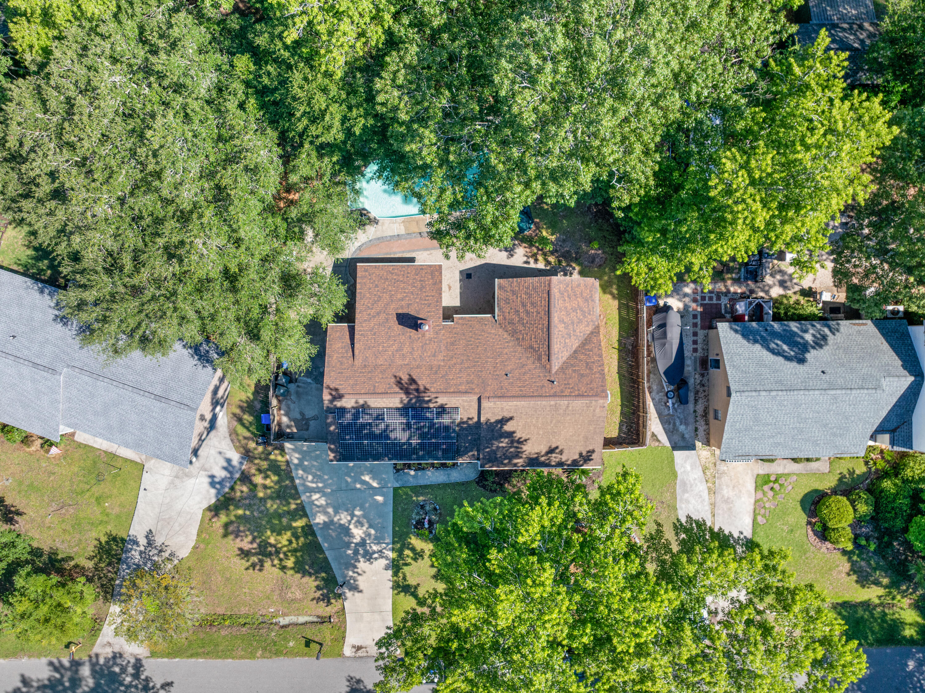 29 Hillcreek Boulevard