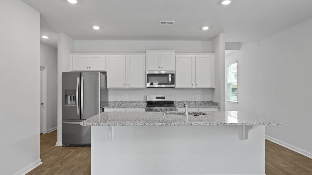 Photo of 825 Baywood Lane, Summerville, SC 29486 (MLS # 26011015)