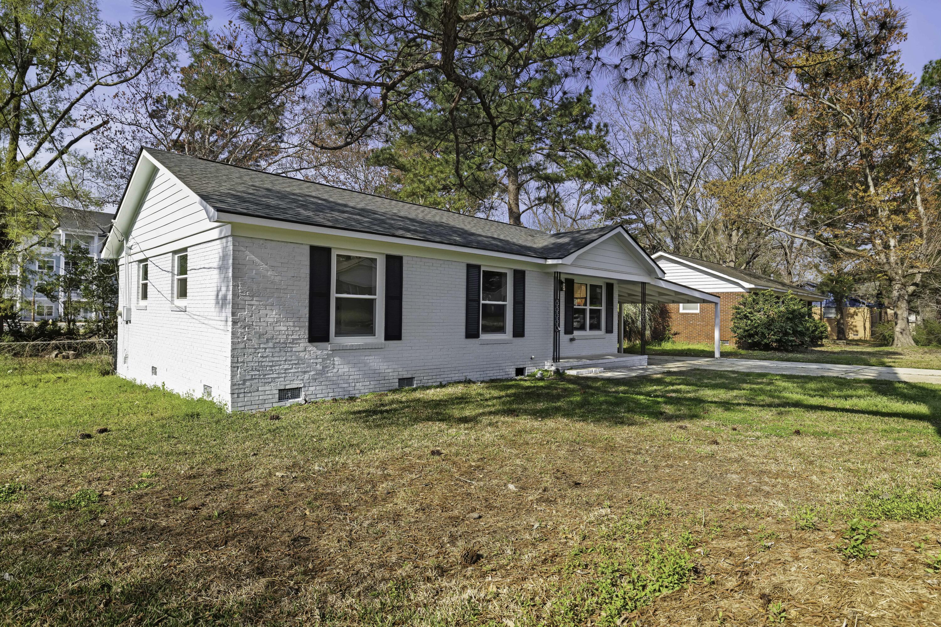 7585 Peppercorn Lane