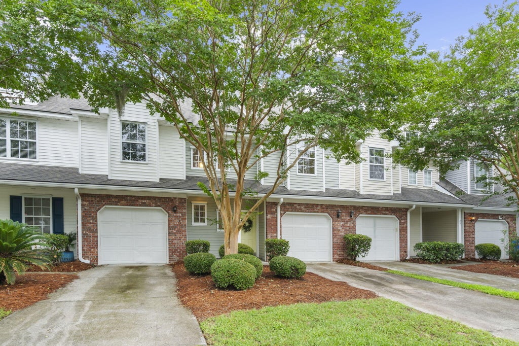 Photo of 111 Larissa Drive, Charleston, SC 29414 (MLS # 26016248)