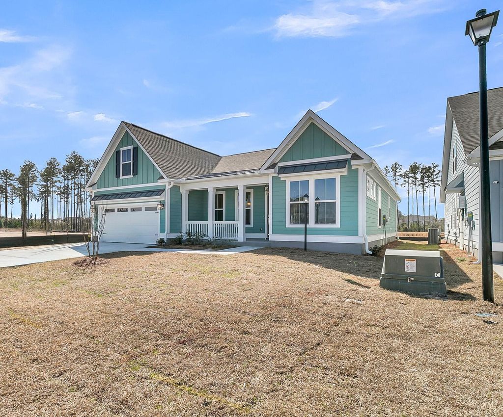 Photo of 737 Maynard Lane, Summerville, SC 29486 (MLS # 26001524)