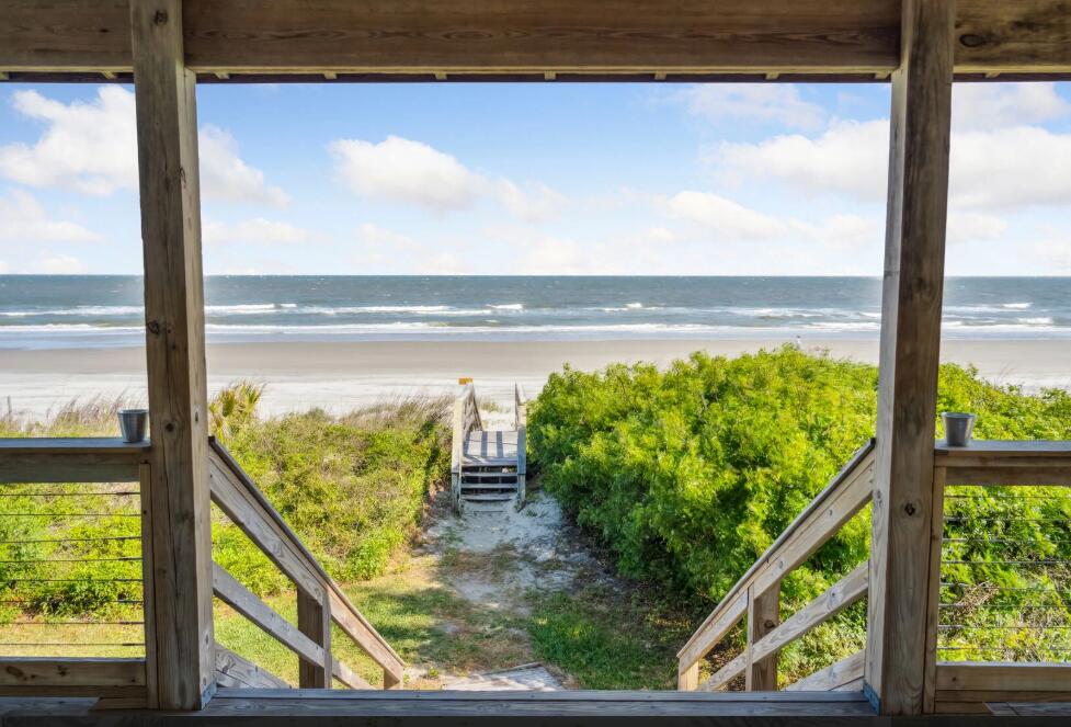 Photo of 911 E Arctic Avenue, Folly Beach, SC 29439 (MLS # 26021755)