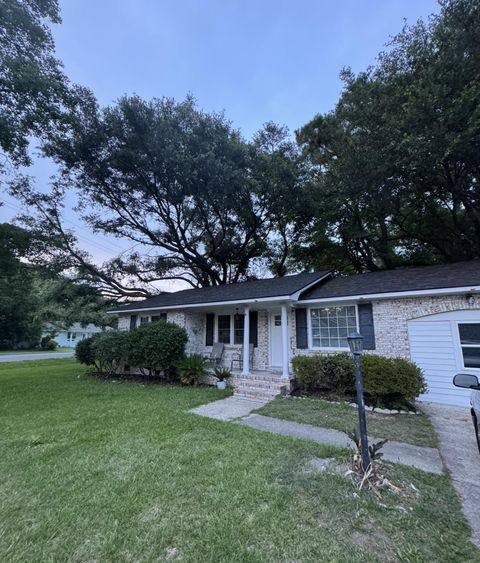 Photo of 4228 Oakridge Drive, North Charleston, SC 29418 (MLS # 26017778)