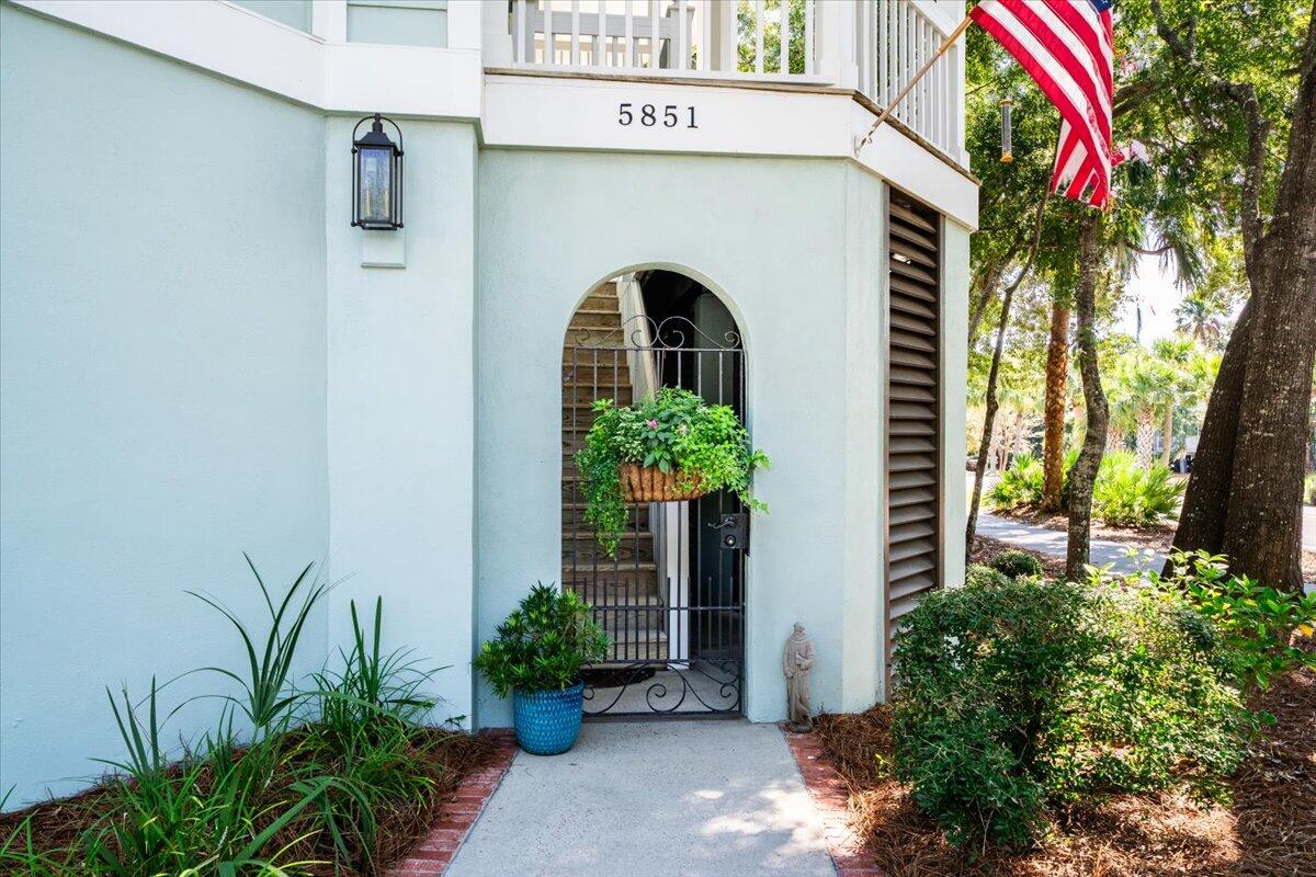 5851 Back Bay Drive