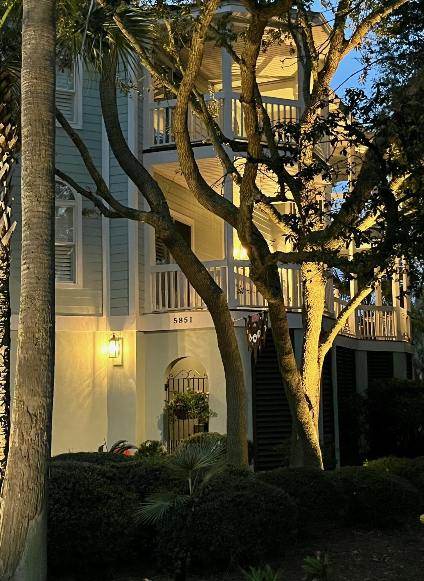 5851 Back Bay Drive