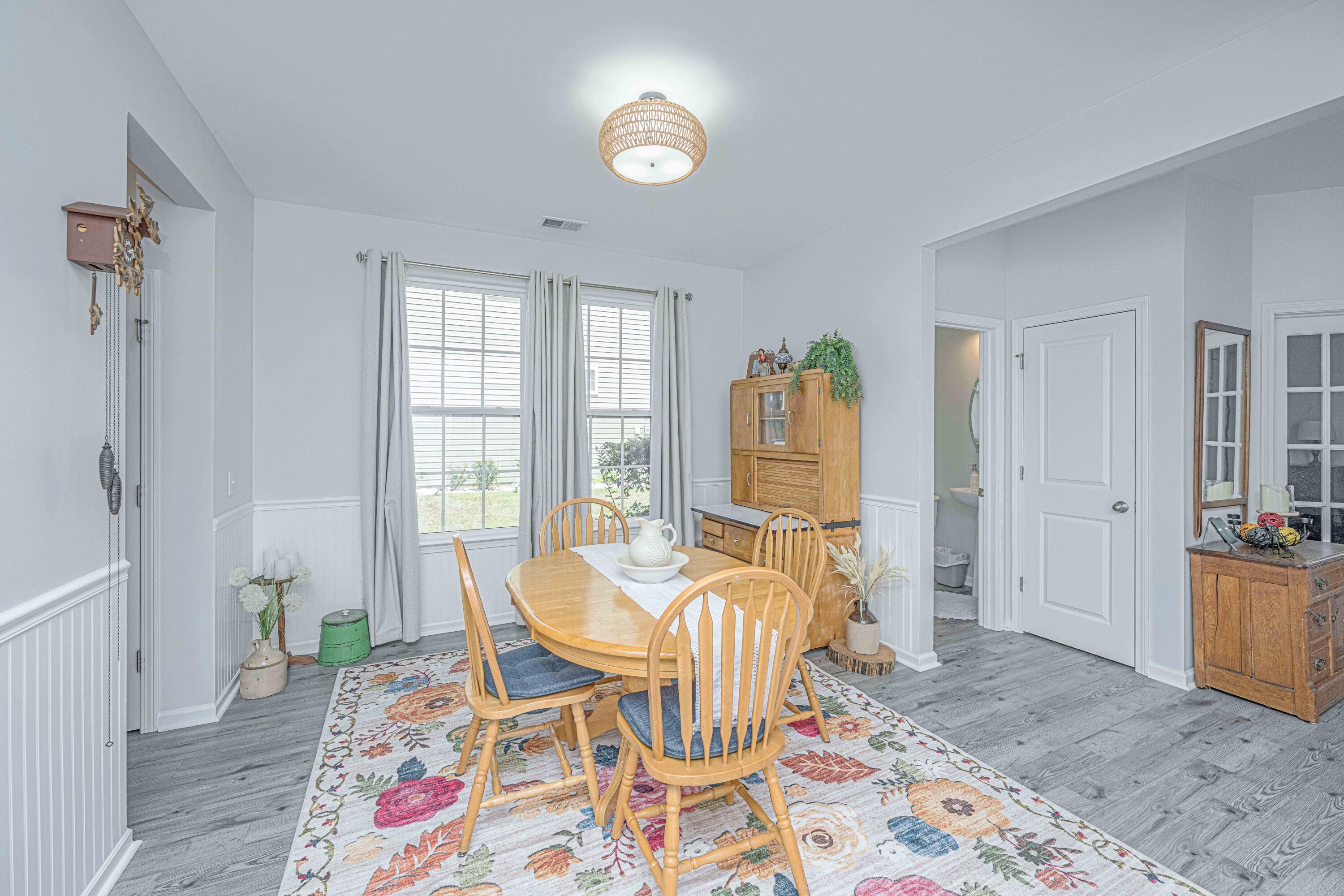 1414 Hermitage Lane