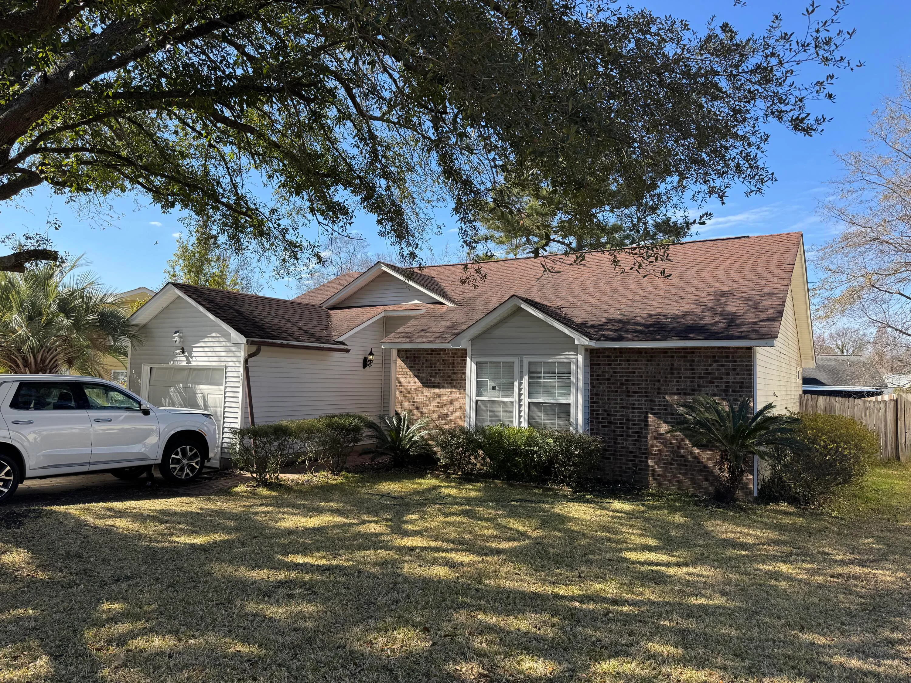 253 Two Hitch Road