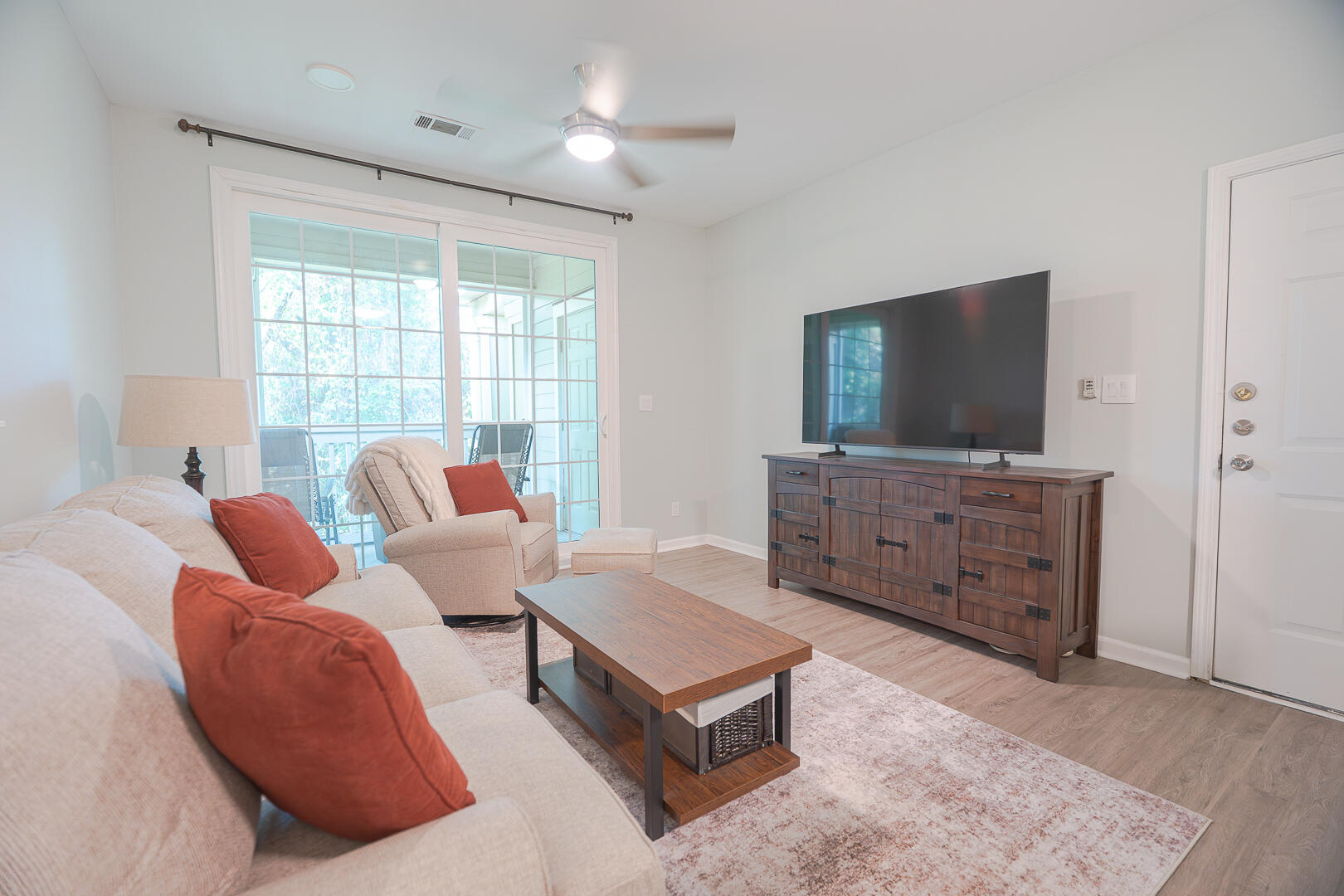 1600 Long Grove Drive 622