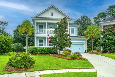 Photo of 1540 Watoga Way, Mount Pleasant, SC 29466 (MLS # 25027324)