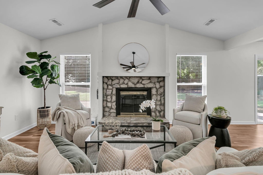 Photo of 1805 Overrun Street, Charleston, SC 29414 (MLS # 26028535)