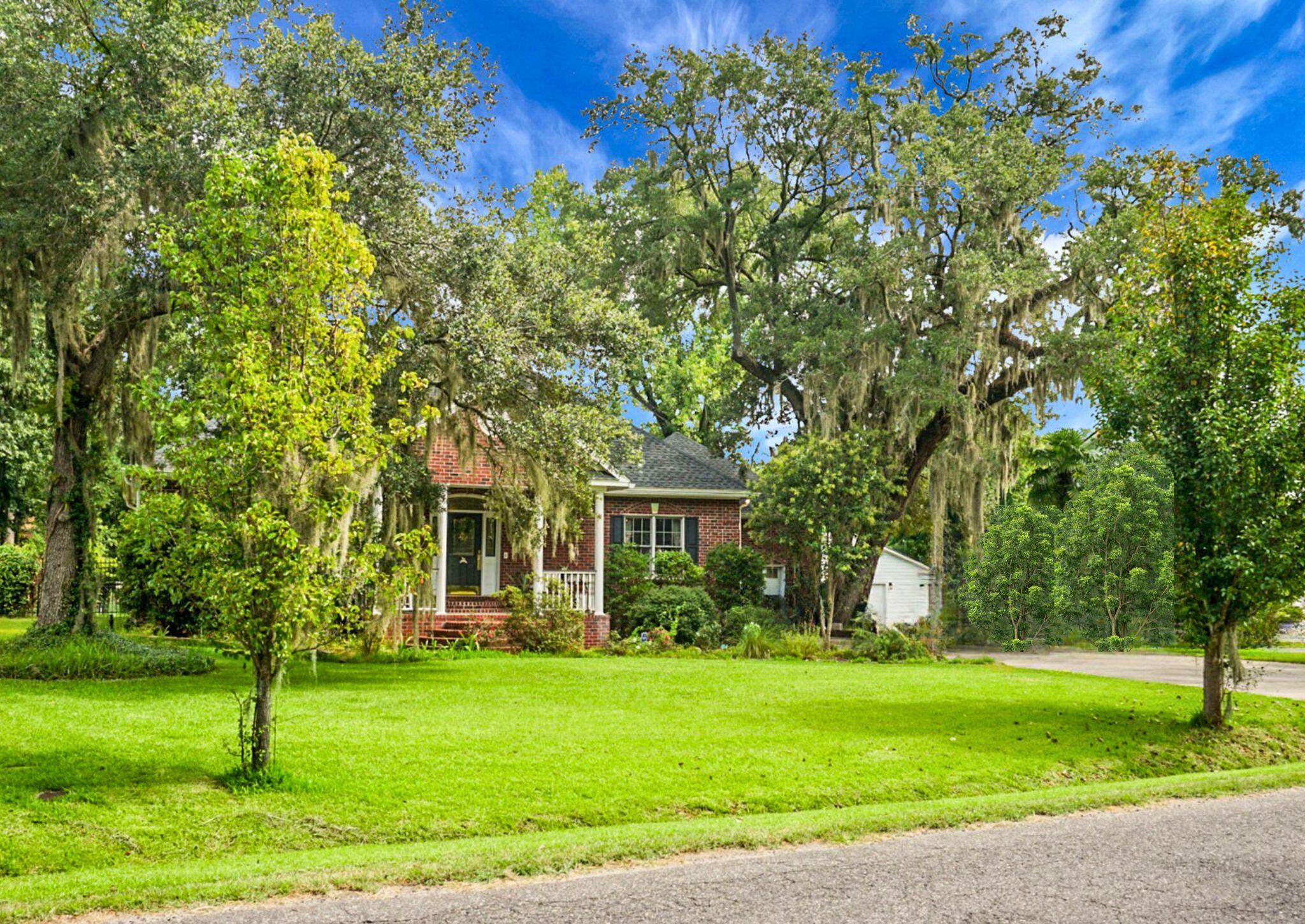 1407 Dennis Boulevard