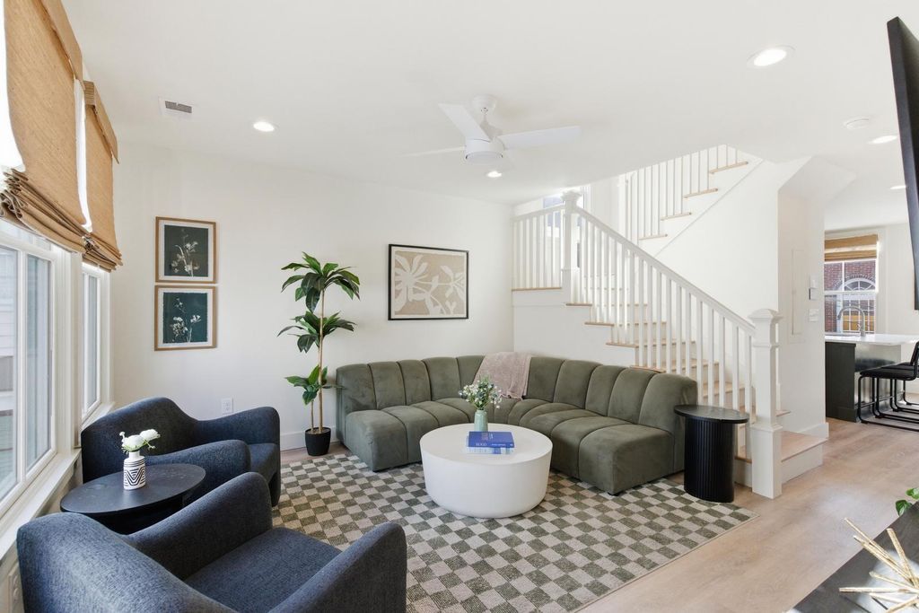 Photo of 4 President Place, Charleston, SC 29403 (MLS # 26009082)