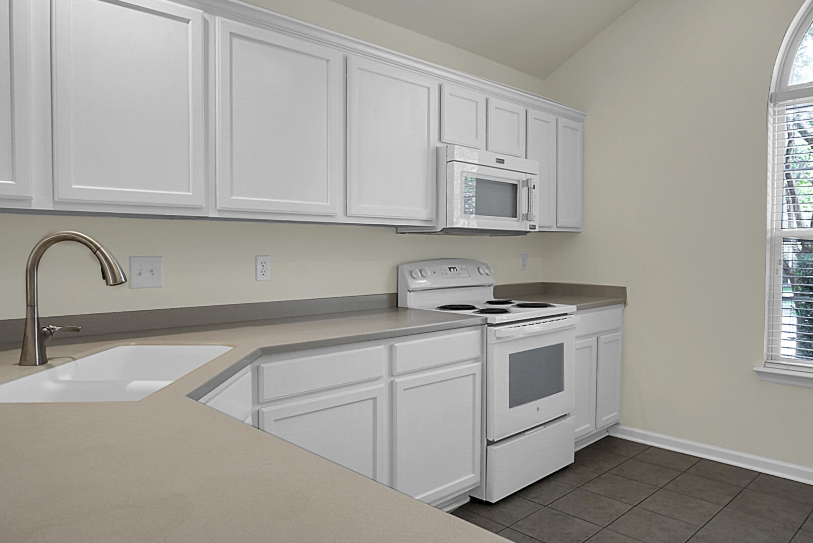 Photo 7 of 50 of 8681 Grassy Oak Trail condo