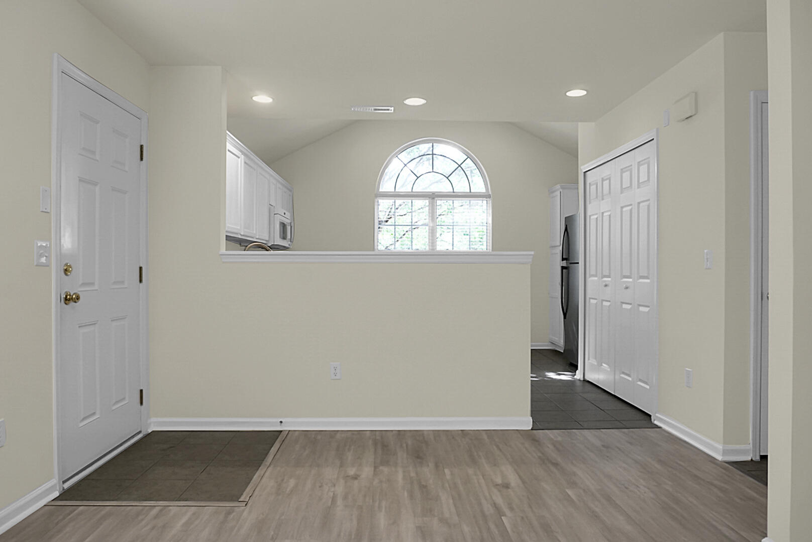 Photo 5 of 50 of 8681 Grassy Oak Trail condo