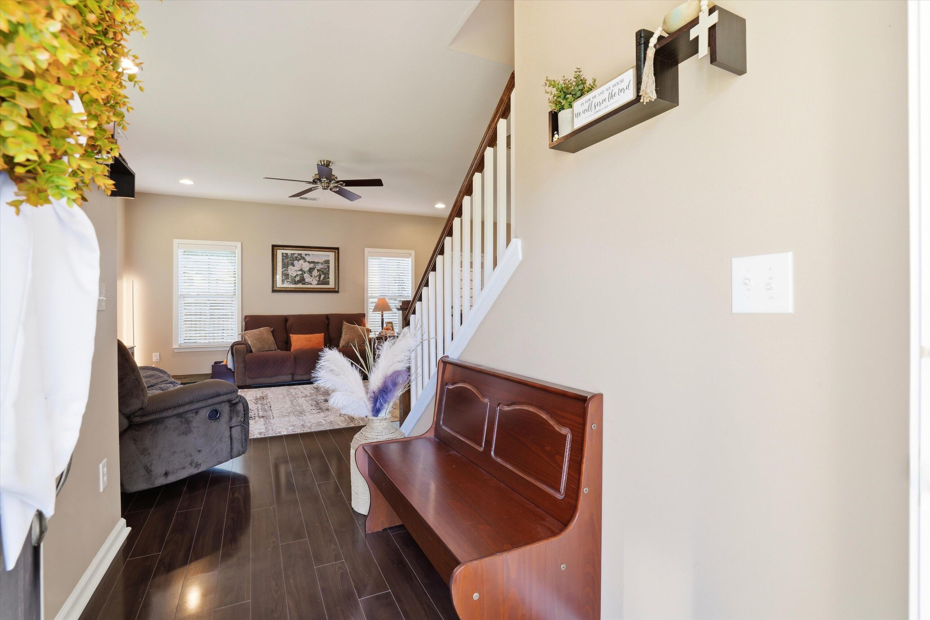 3861 Annapolis Way