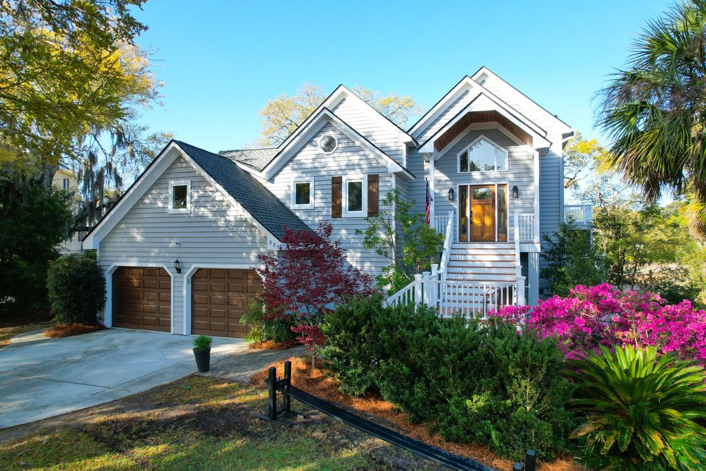 Photo of 887 Parrot Creek Way, Charleston, SC 29412 (MLS # 26009768)