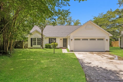Photo of 105 Ceaton Court, Goose Creek, SC 29445 (MLS # 26014543)
