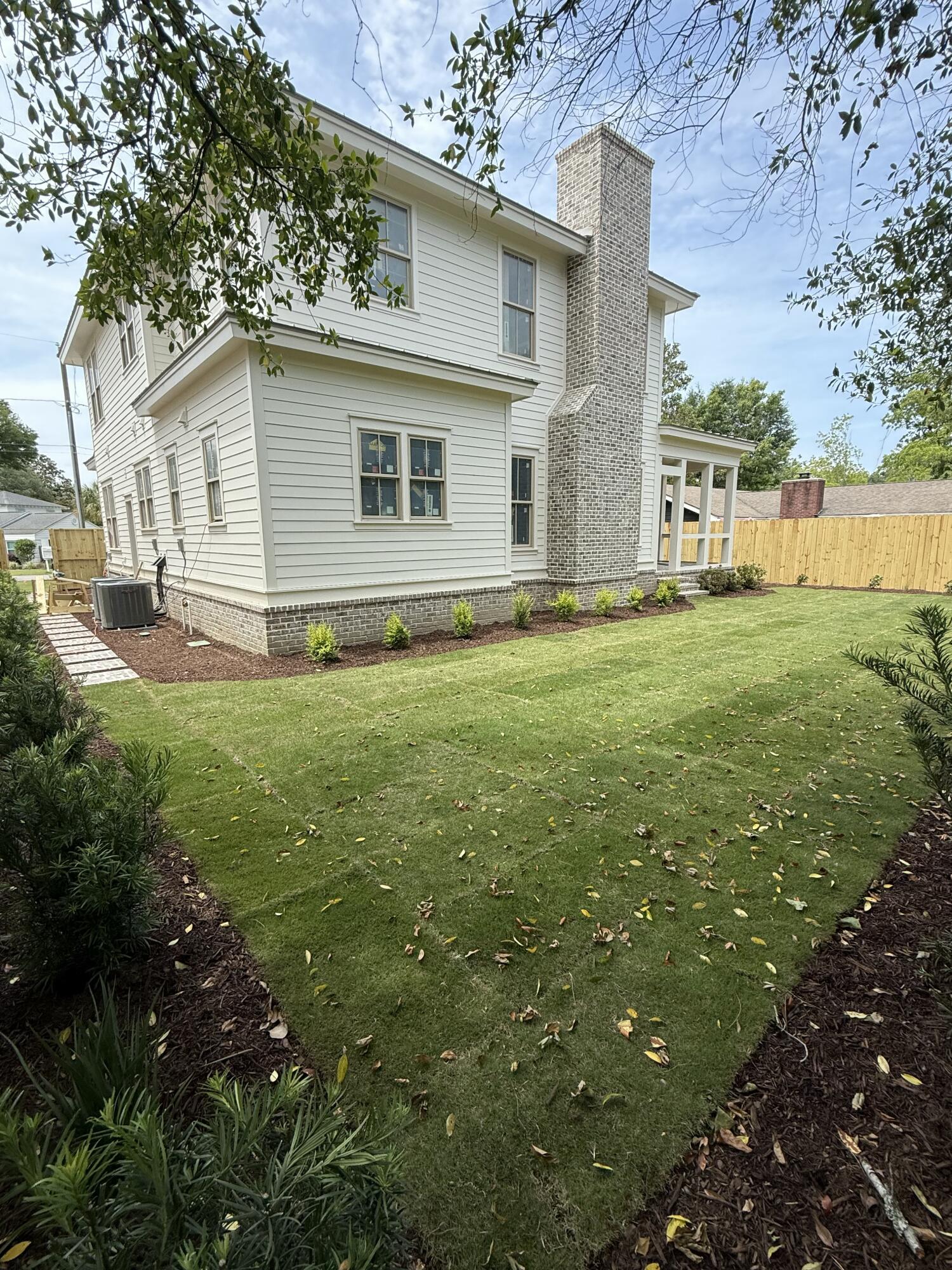 2 Joyce Avenue