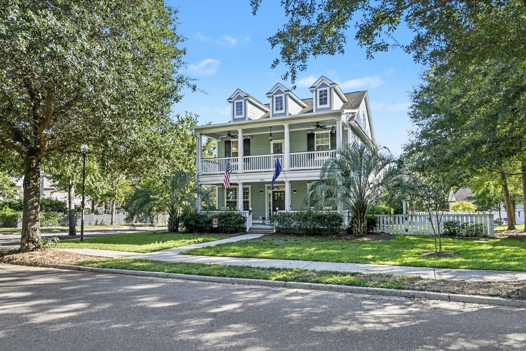 Photo of 305 Hundred Oaks Parkway, Summerville, SC 29483 (MLS # 26028478)