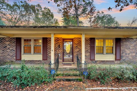 A home in Hanahan