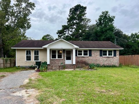 Photo of 138 Cannon Avenue, Goose Creek, SC 29445 (MLS # 25027711)
