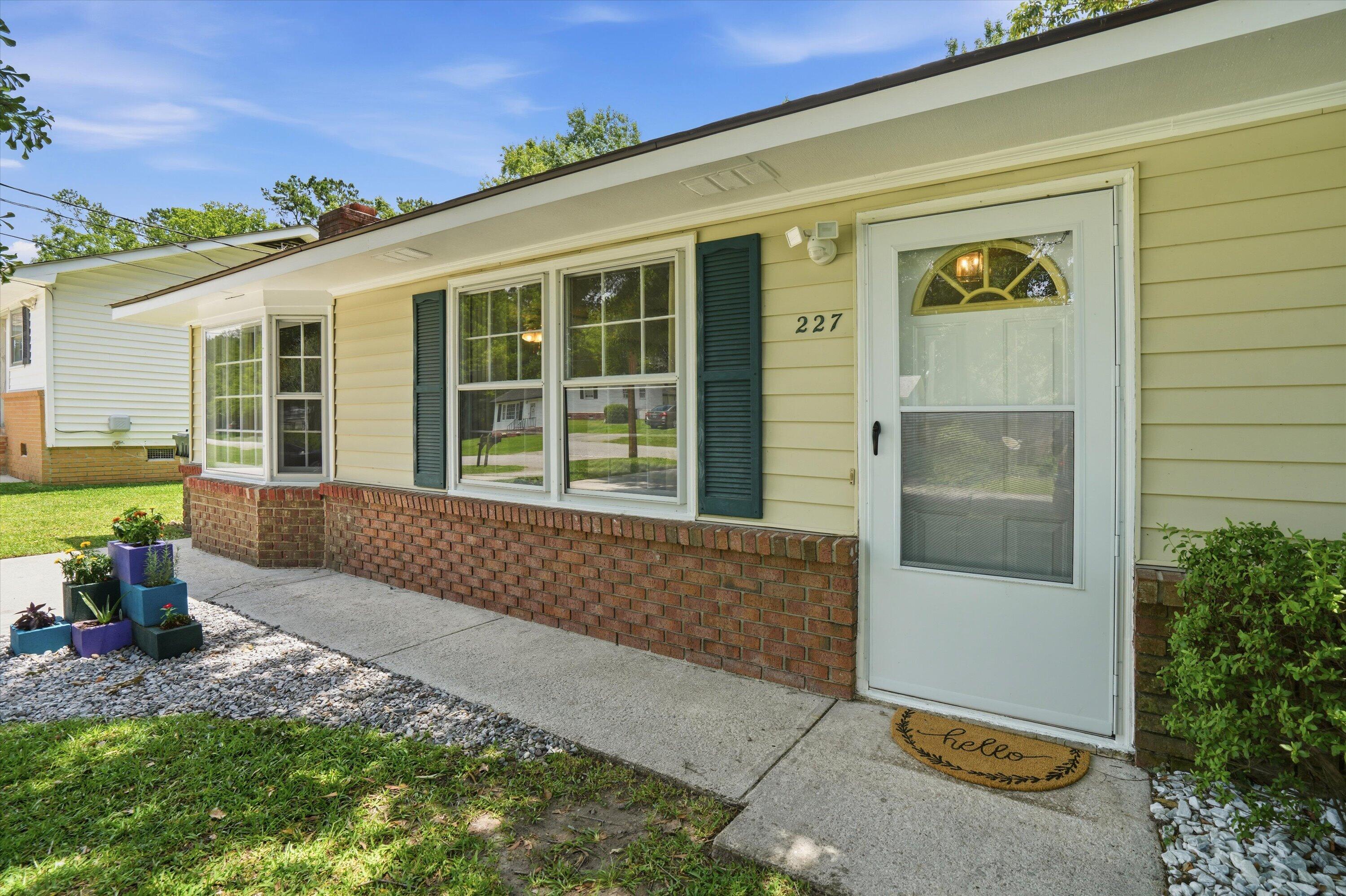 227 Farm Road