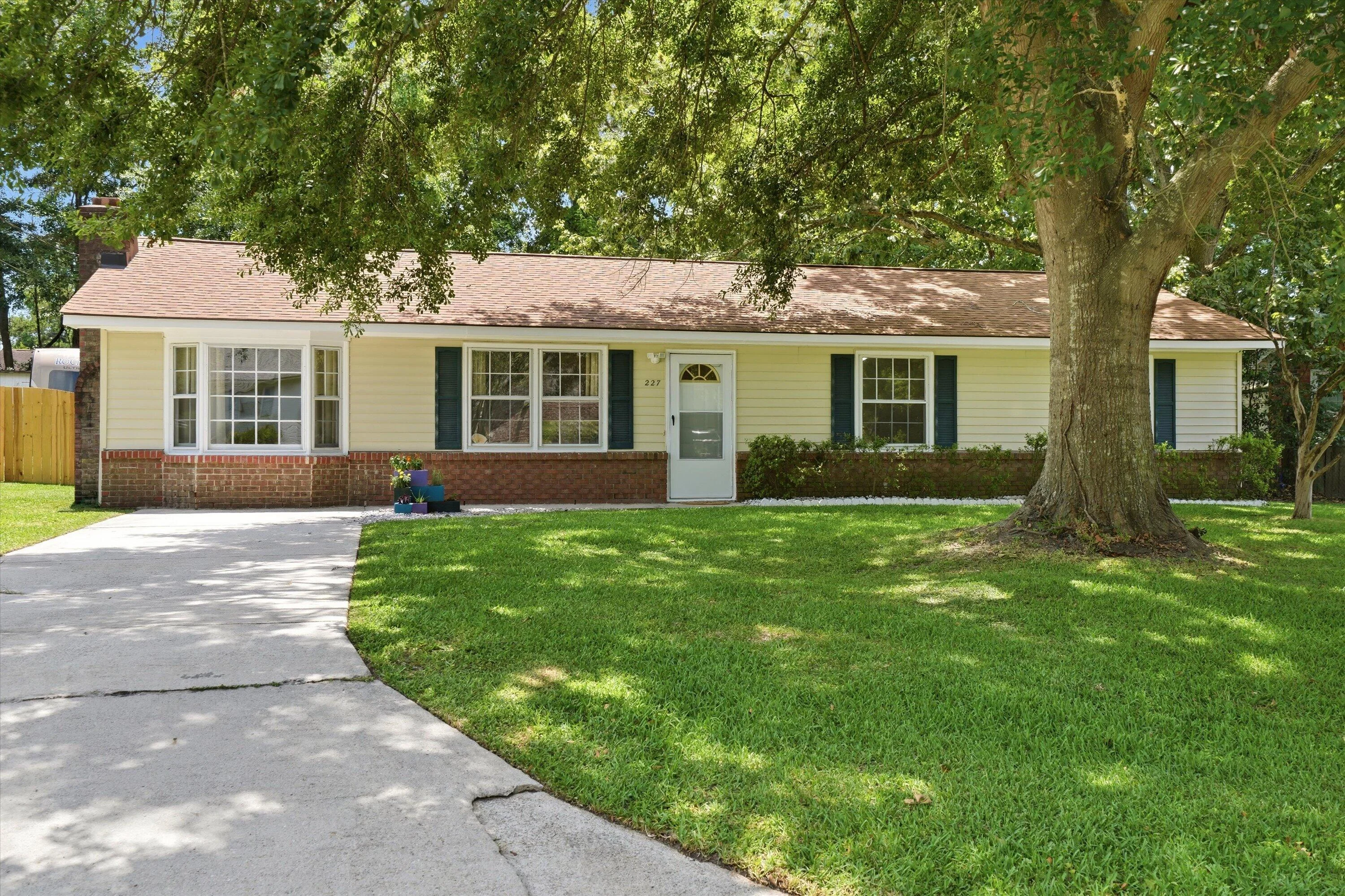 227 Farm Road