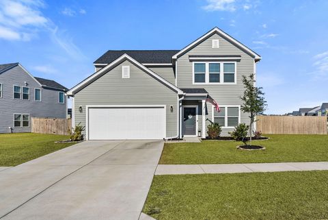 Photo of 100 Lucca Drive, Summerville, SC 29486 (MLS # 26012230)