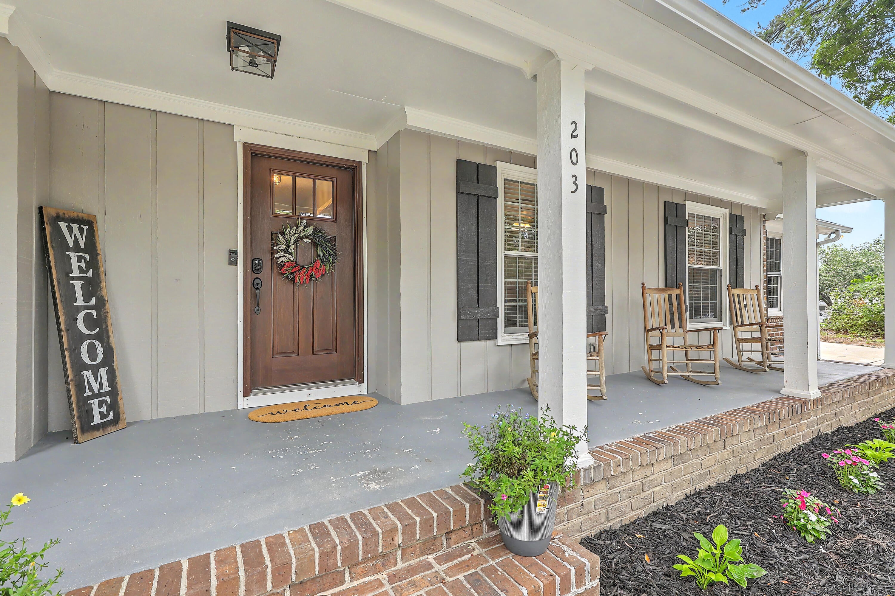 203 Shaftesbury Lane