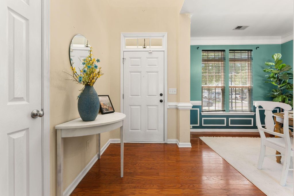 Photo of 9404 Divot Lane, Summerville, SC 29485 (MLS # 26014691)