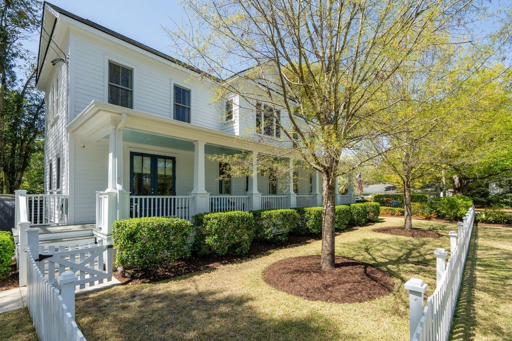 Photo of 22 Pearl Avenue, Mount Pleasant, SC 29464 (MLS # 26009205)