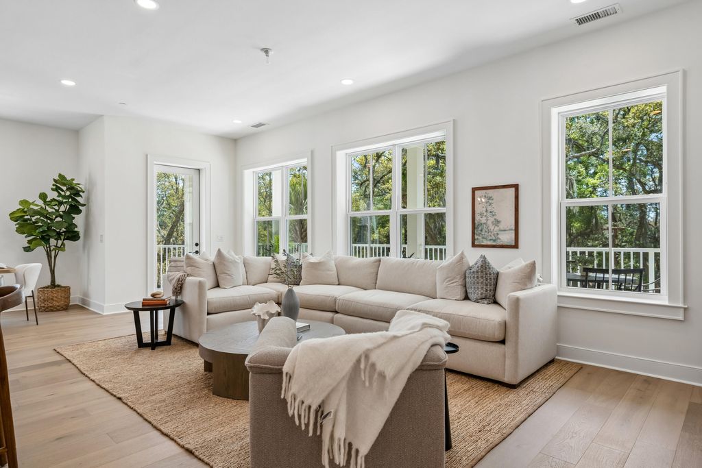 Photo of 540 Helmsman St #1233, Charleston, SC 29492 (MLS # 26011191)