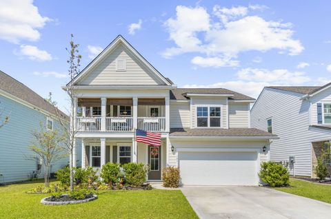 Photo of 181 Cherry Grove Drive, Summerville, SC 29483 (MLS # 26009125)