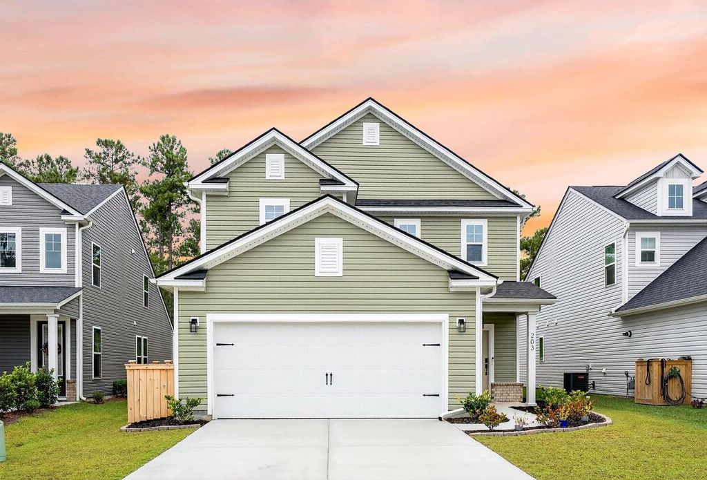 Photo of 203 Wappoo Trace Lane, Summerville, SC 29486 (MLS # 25024969)