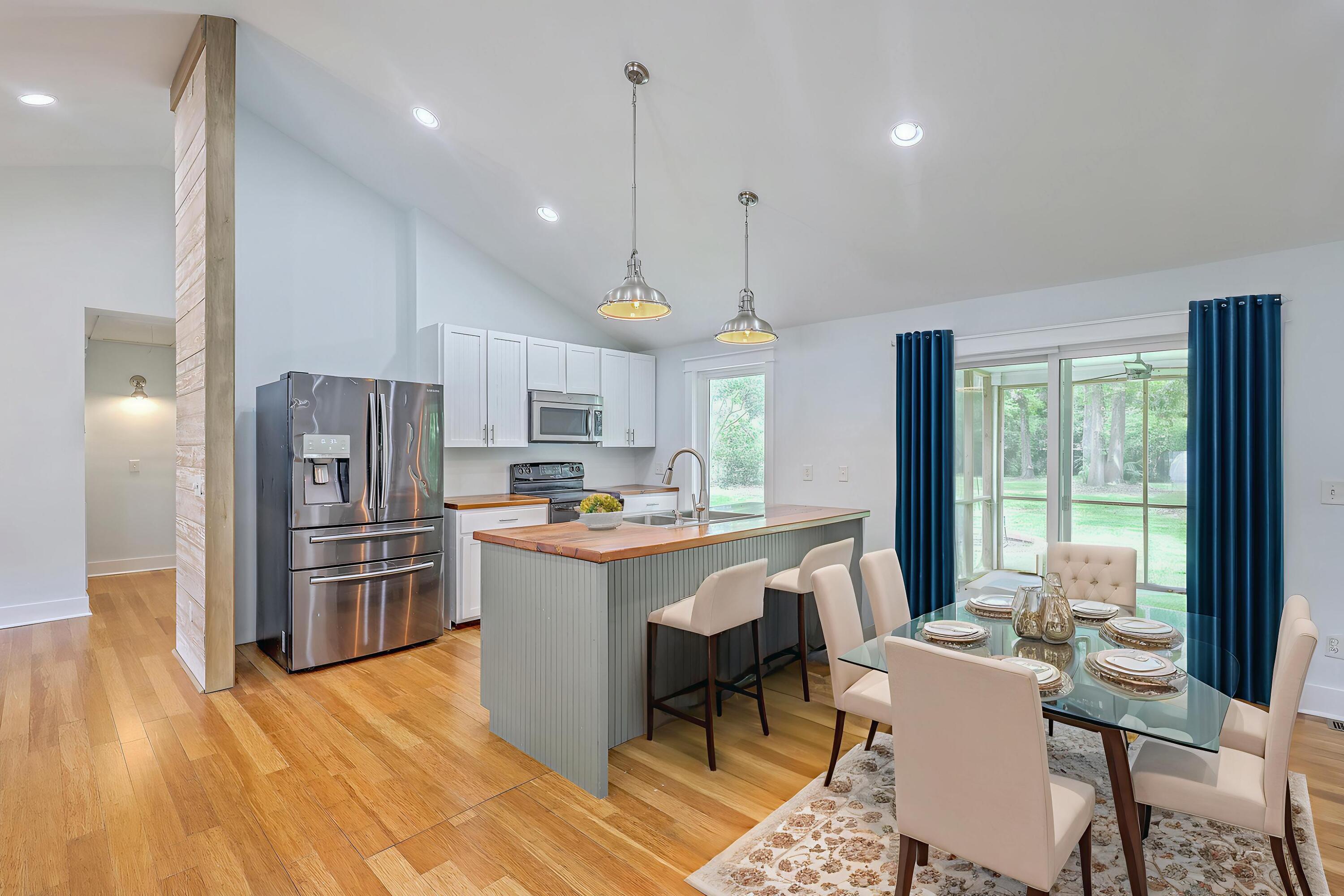 1140 Pleasant Pines Road