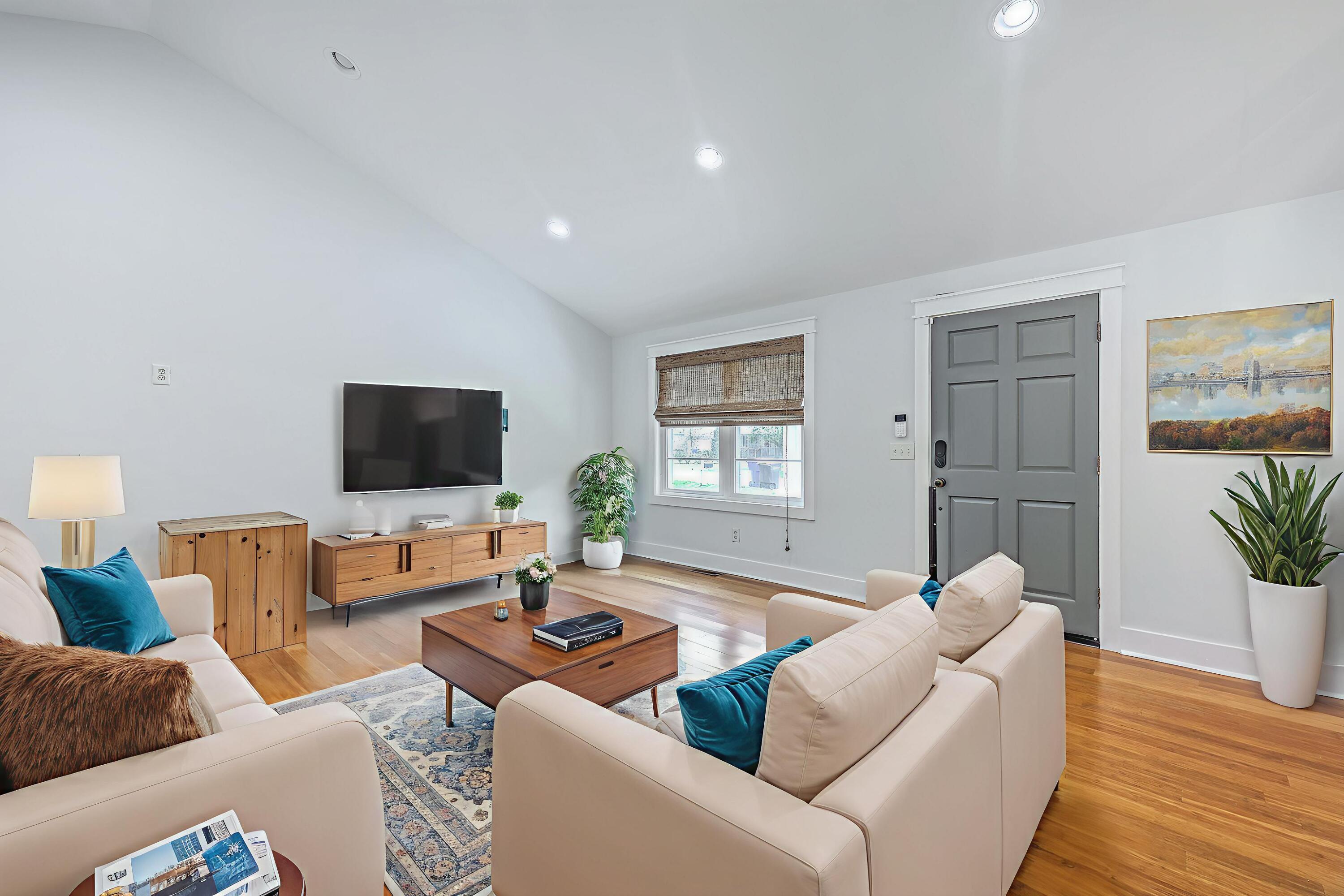 1140 Pleasant Pines Road