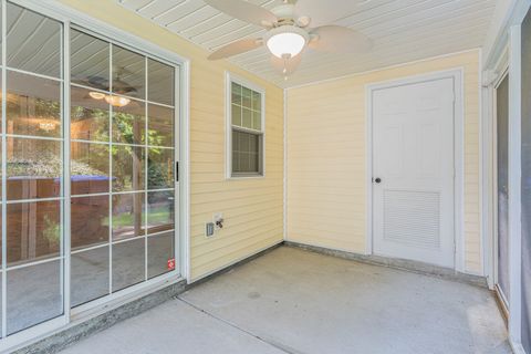 A home in North Charleston