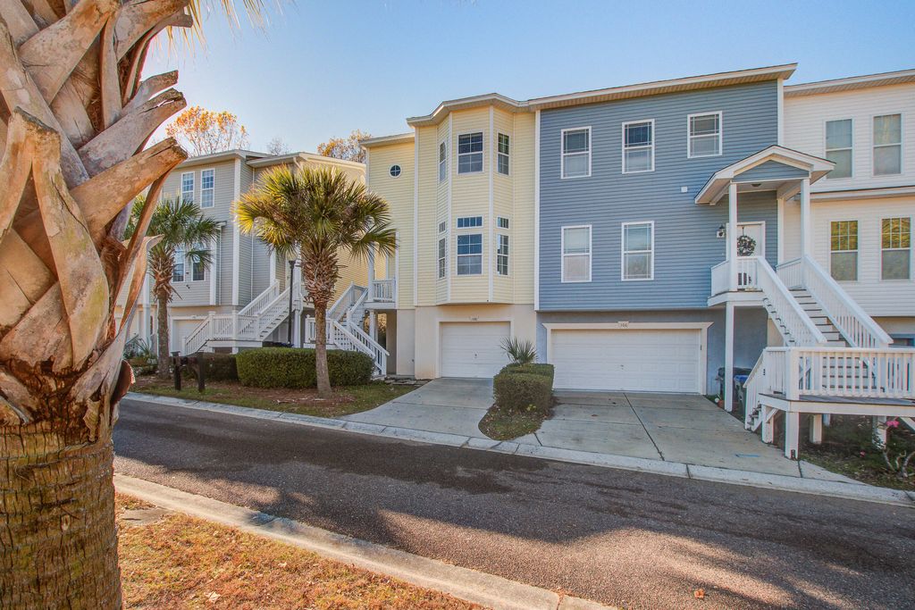 Photo of 108 Hidden Palms Boulevard, Summerville, SC 29485 (MLS # 25032290)