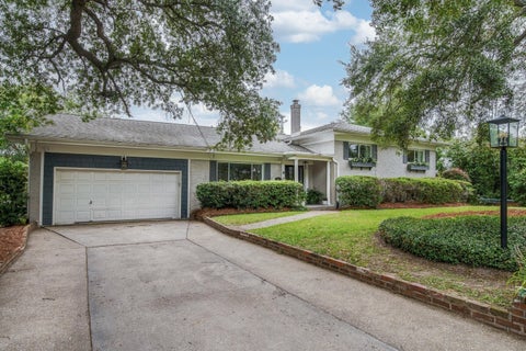 Photo of 345 Confederate Circle, Charleston, SC 29407 (MLS # 26026714)