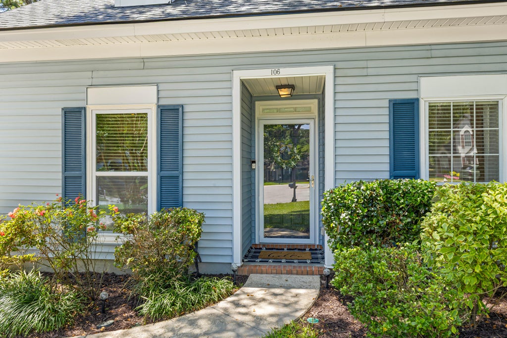 Photo of 106 Upcerne Road, Summerville, SC 29485 (MLS # 26017172)