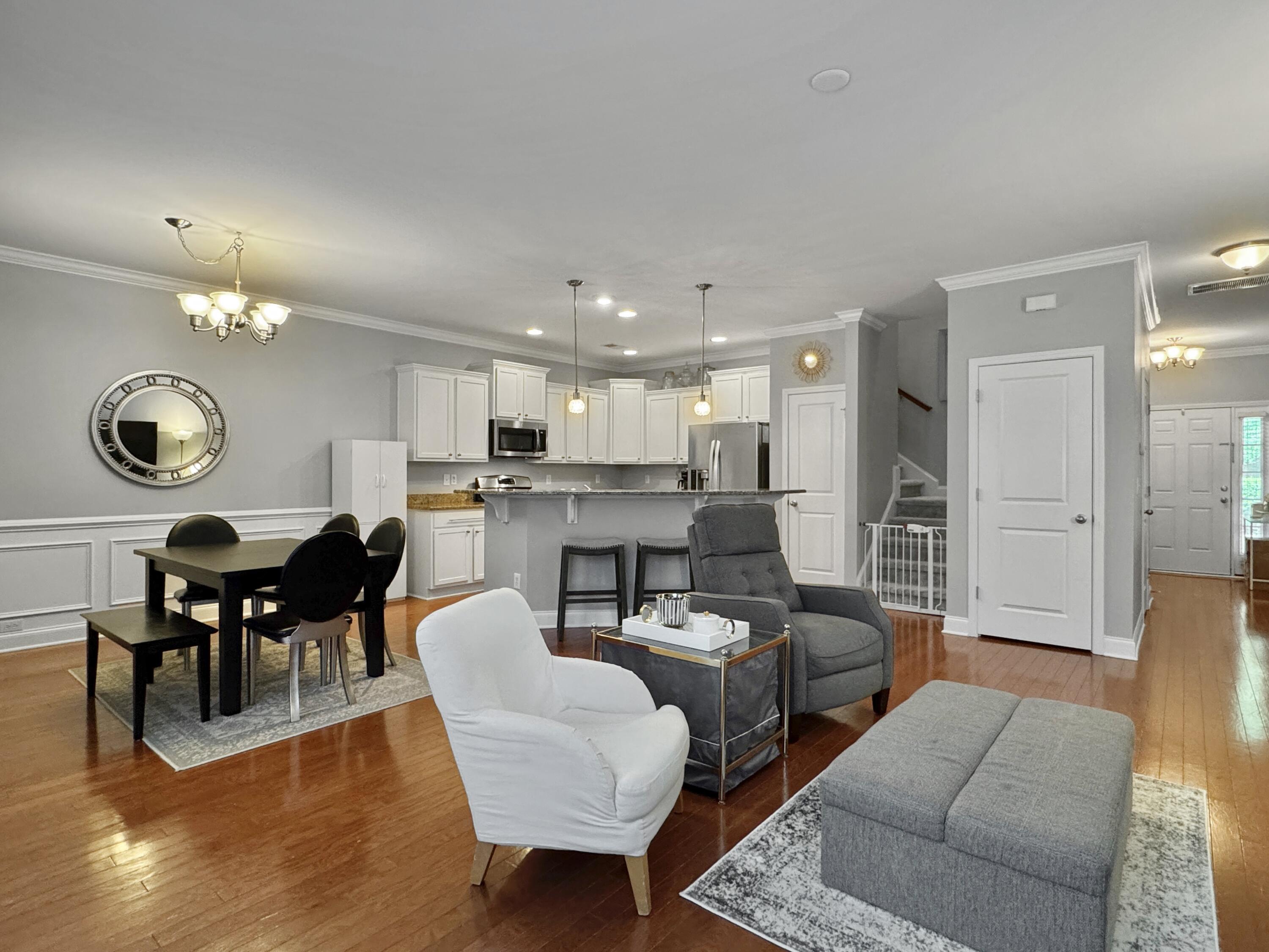 2064 Promenade Court