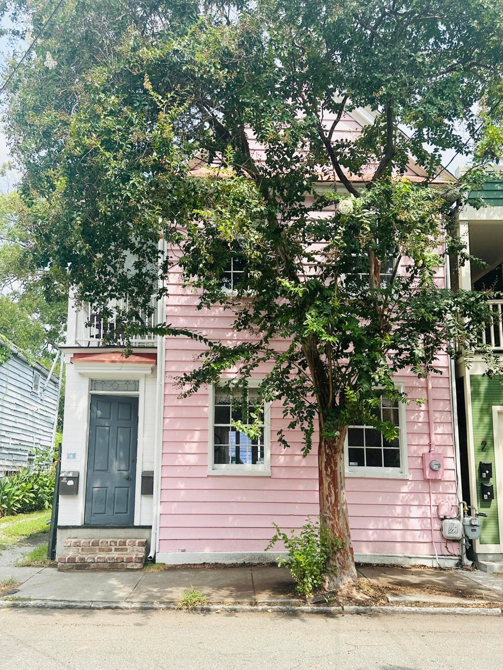 Photo of 4 Bogard Street, Charleston, SC 29403 (MLS # 26022425)