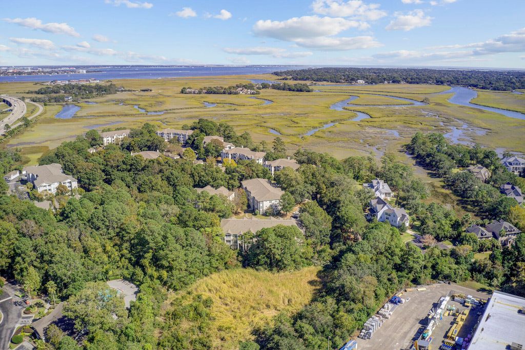 Photo of 700 Daniel Ellis Drive #14103, Charleston, SC 29412 (MLS # 25028733)