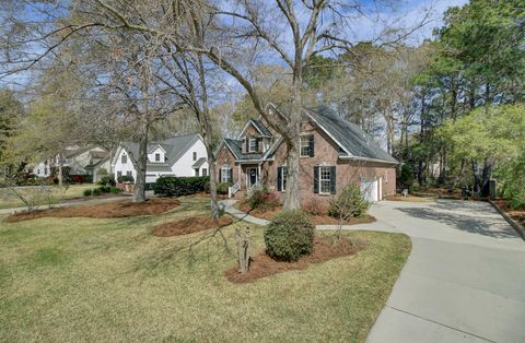 A home in North Charleston