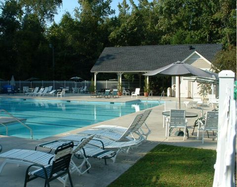 A home in North Charleston