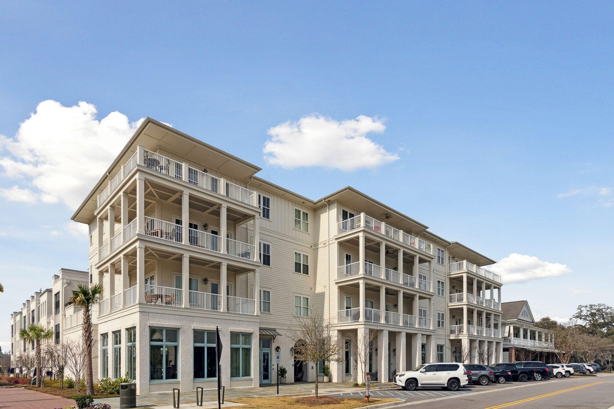 301 Longshore Street 441