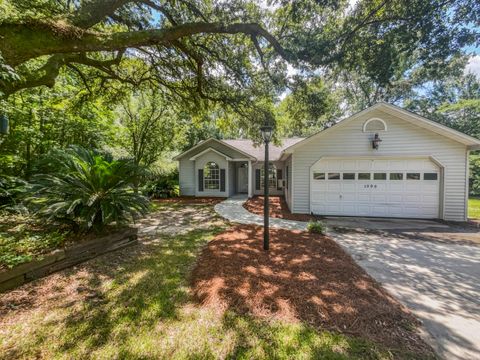 A home in Summerville