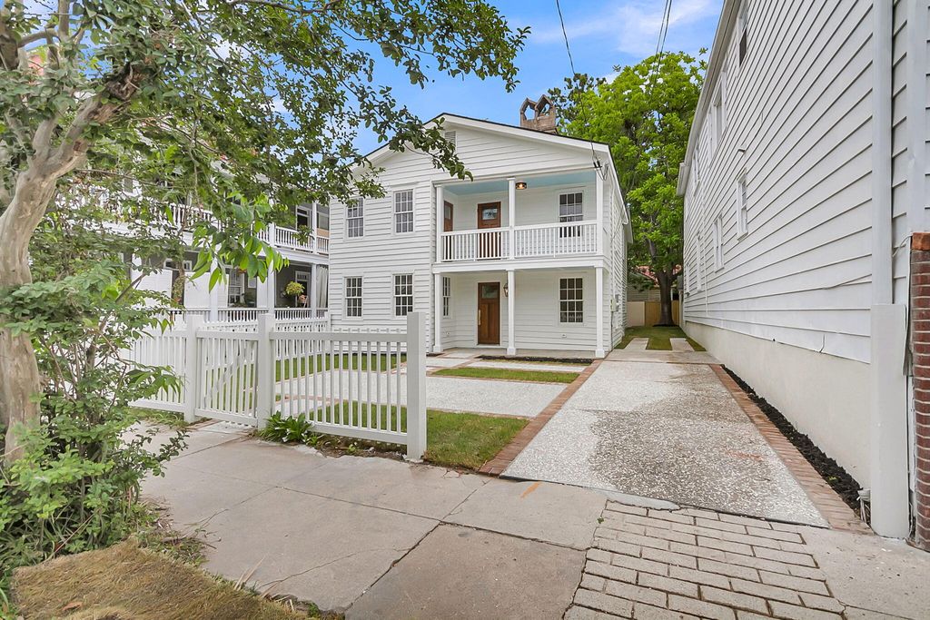 Photo of 258 Coming Street, Charleston, SC 29403 (MLS # 26012617)