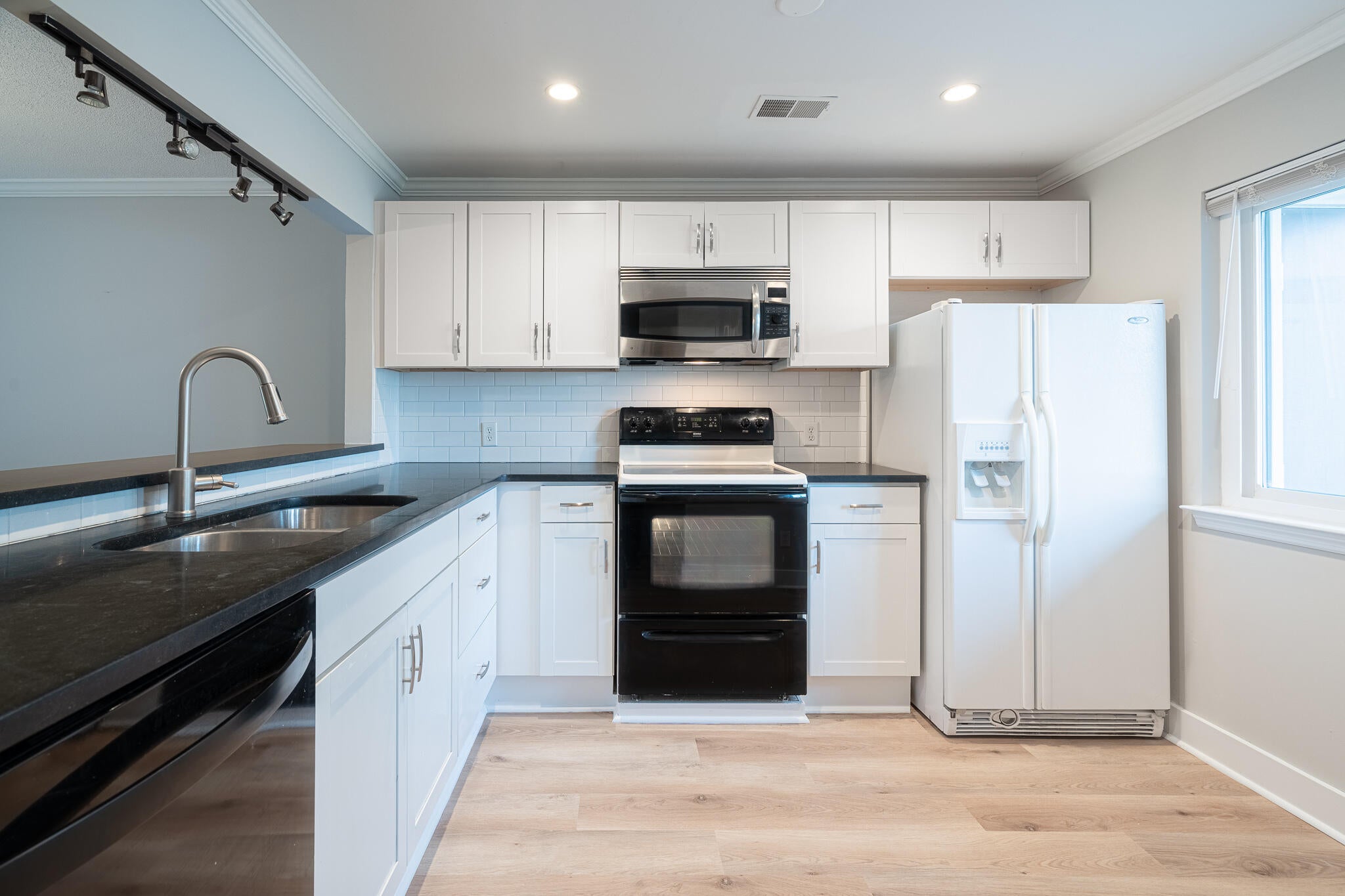 857 Liriope Lane Unit B