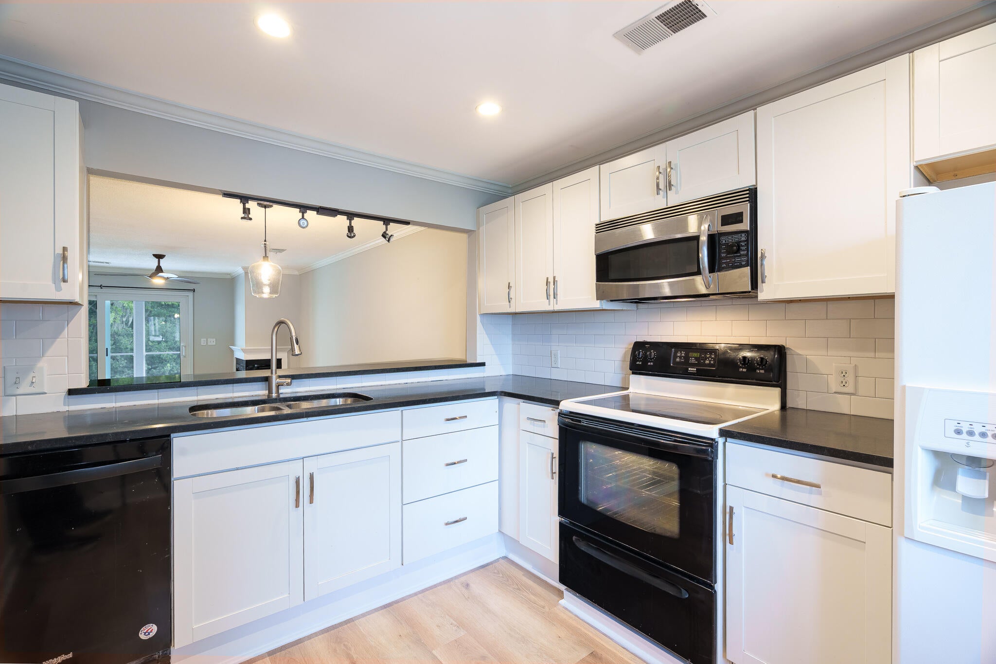 857 Liriope Lane Unit B